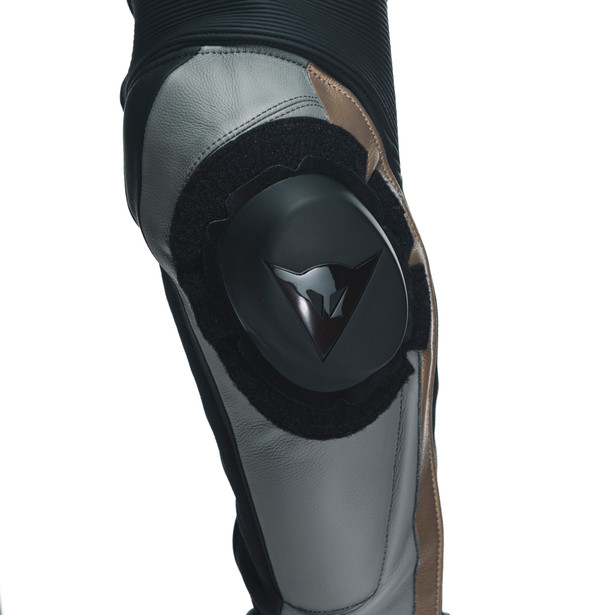 AVRO 4 LEATHER 2PCS SUIT