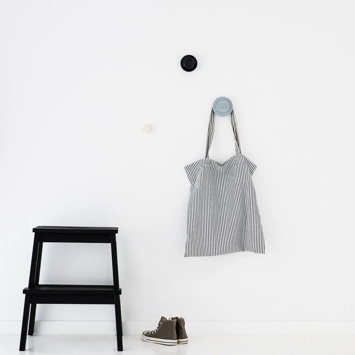 Room Copenhagen LEGO wall bracket white. black. grey 40161733