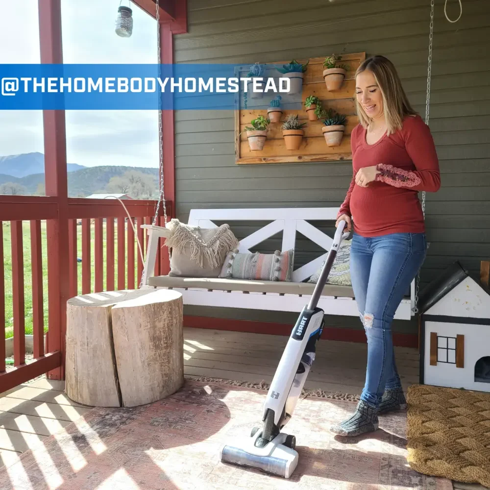 HART 20-Volt High Capacity Cordless Stick Vacuum Kit (1) 20-Volt 4.0AH Lithium-Ion Battery, Lightweight, Powerful Suction, Pet Hair, Hard Floor, Carpet, HEPA Filter, Self-Cleaning Brushroll