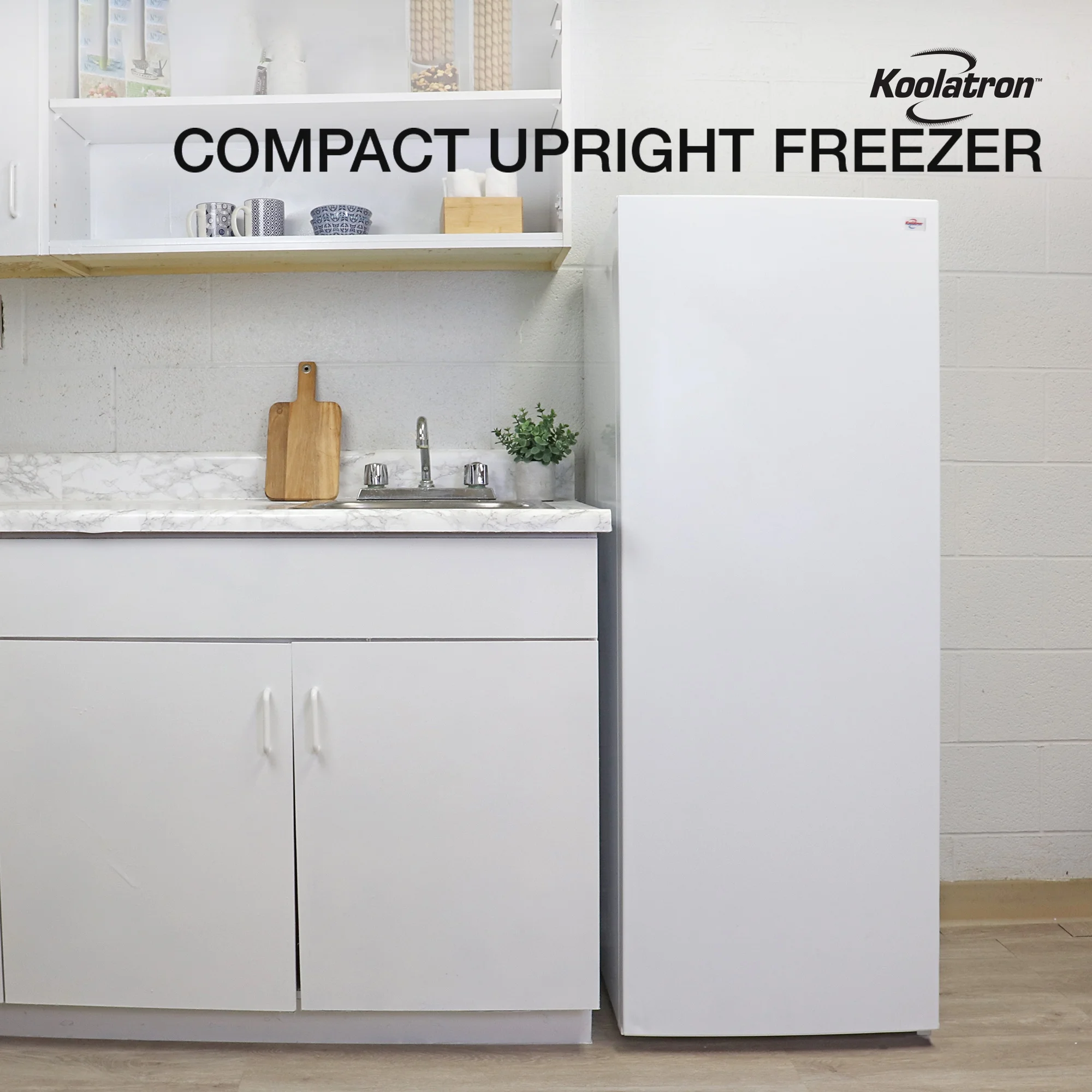 Koolatron Garage-Ready Upright Freezer 7.0 cu ft (198L) White Low Frost