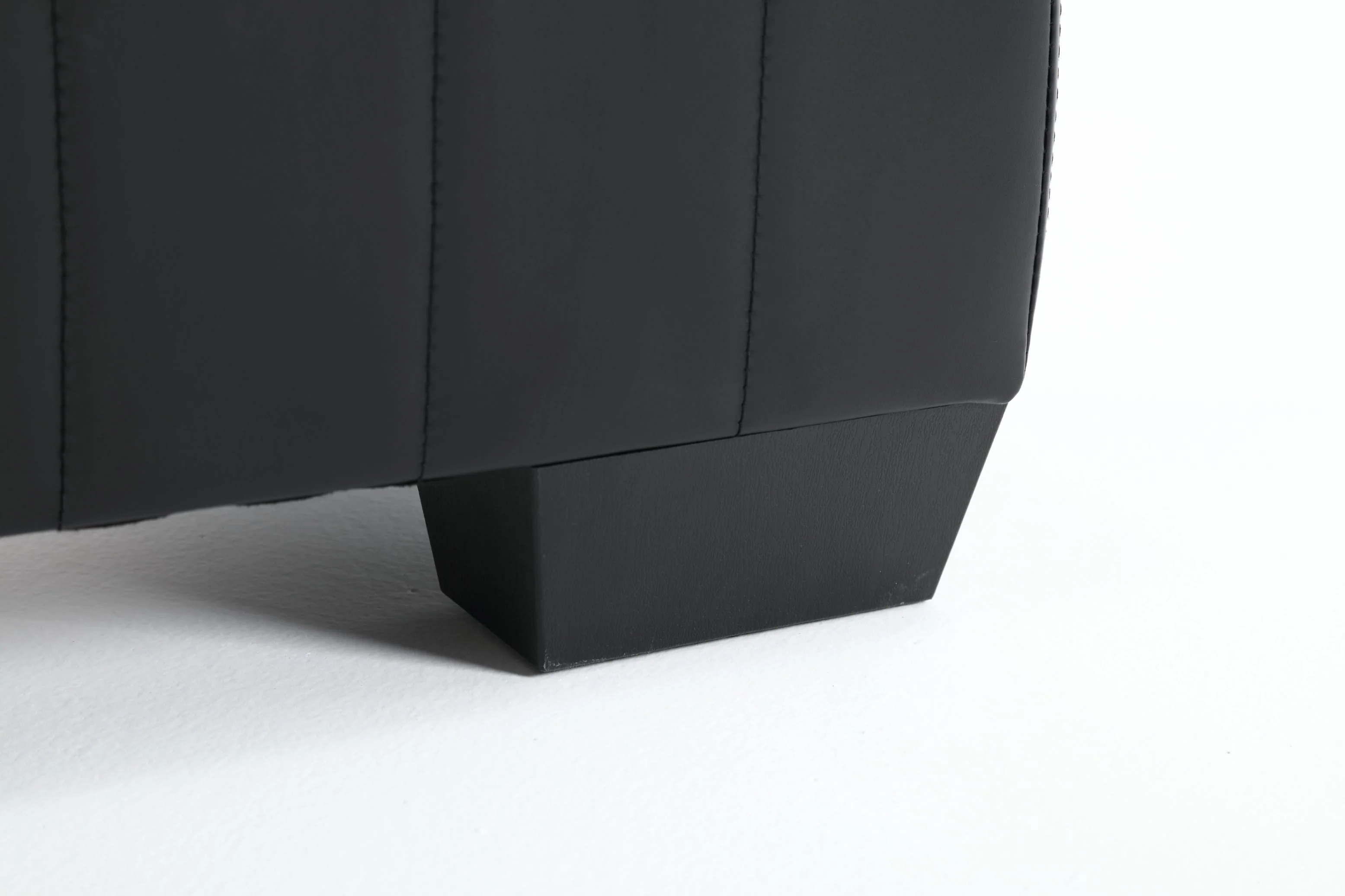 PWOPWOE Yoga Chaise Lounge for Stretching & Relaxation Modern Faux Leather Curved Sofa, Modern Faux Leather Curved Sofa, Living Room Bedroom Accent