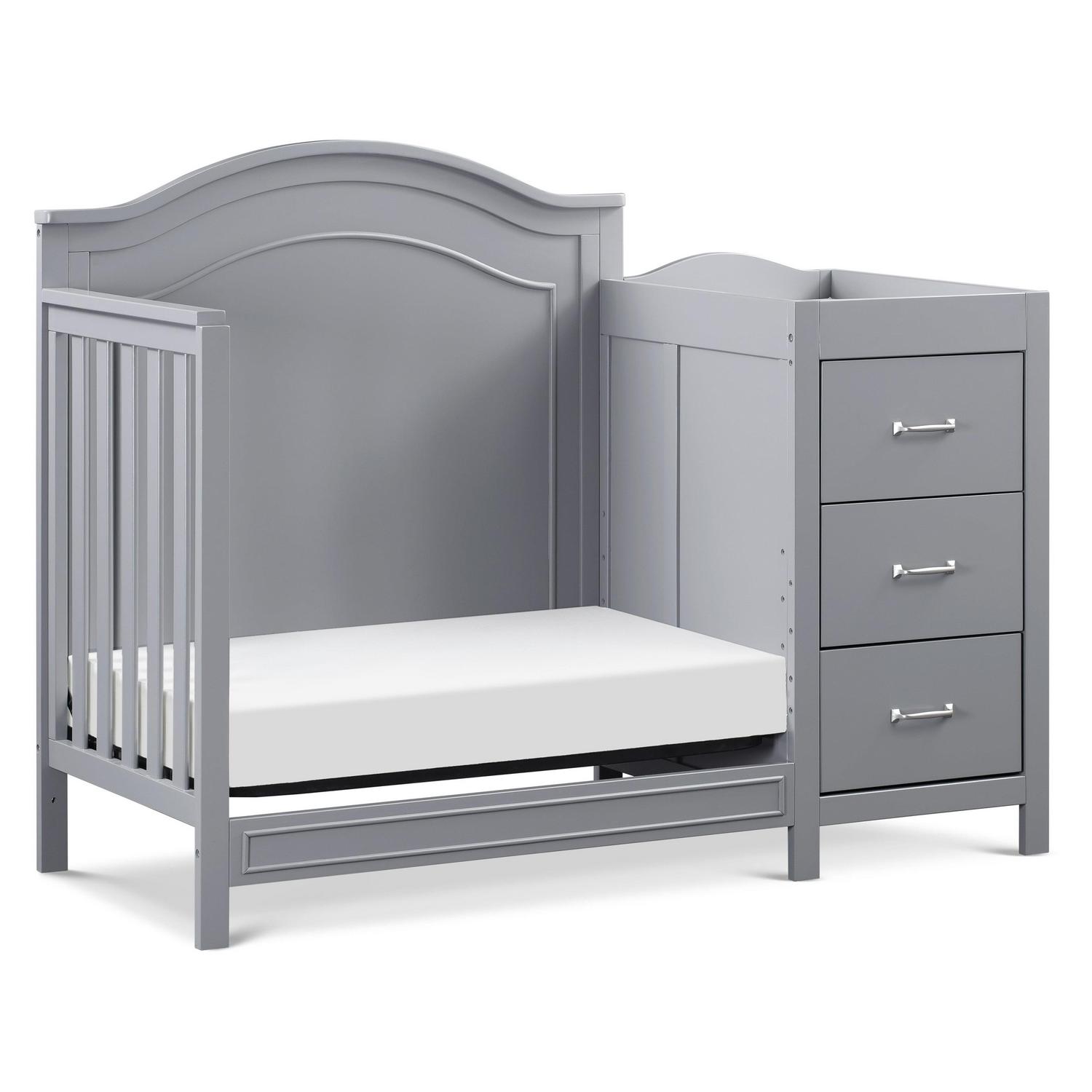 DaVinci Charlie 4-in-1 Convertible Mini Crib & Changer in Grey